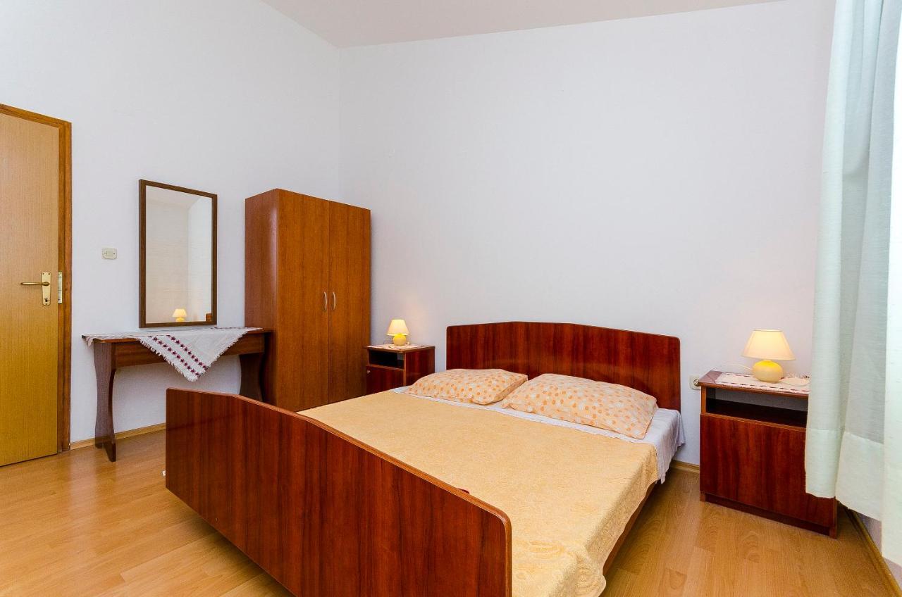 סלאטינה Apartments Milka מראה חיצוני תמונה