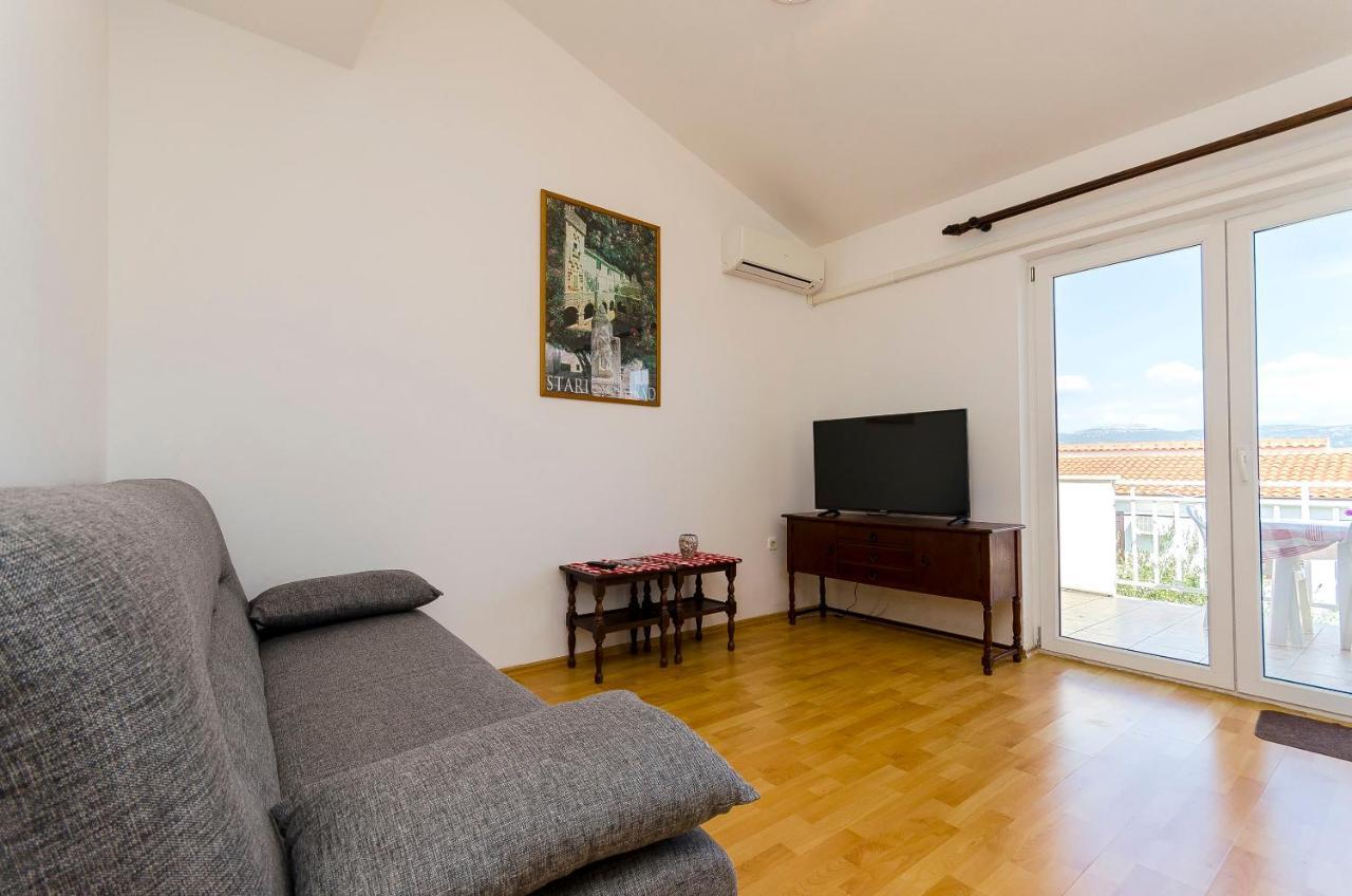 סלאטינה Apartments Milka מראה חיצוני תמונה